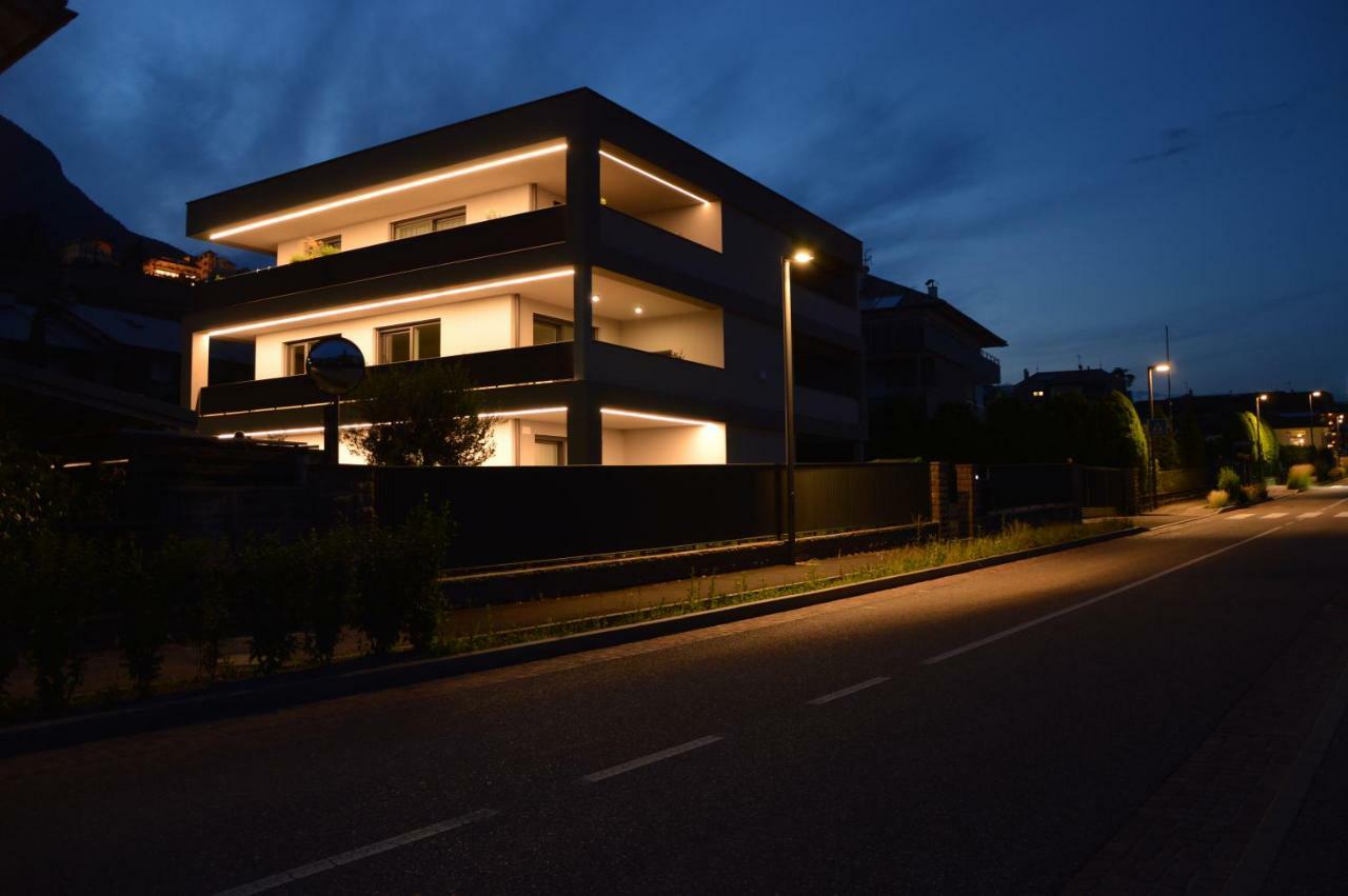 Family Apartment Julia Tramin an der Weinstraße Exteriör bild
